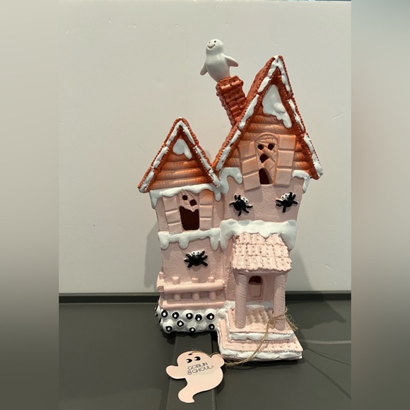 🍁Adorable Globin & Ghoul Pink Light-up Haunted House- NWT - Picture 6 of 8